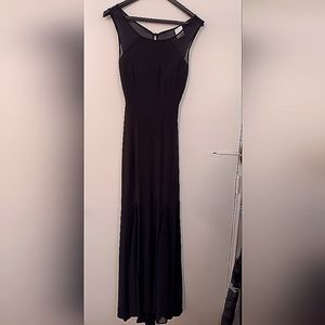 SEQUIN HEARTS OPEN BACK LONG GOWN 👗 🖤👌🏽 Size 9  EUC